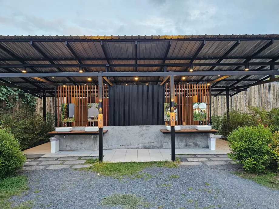 Freewave Market - aseos gratuitos