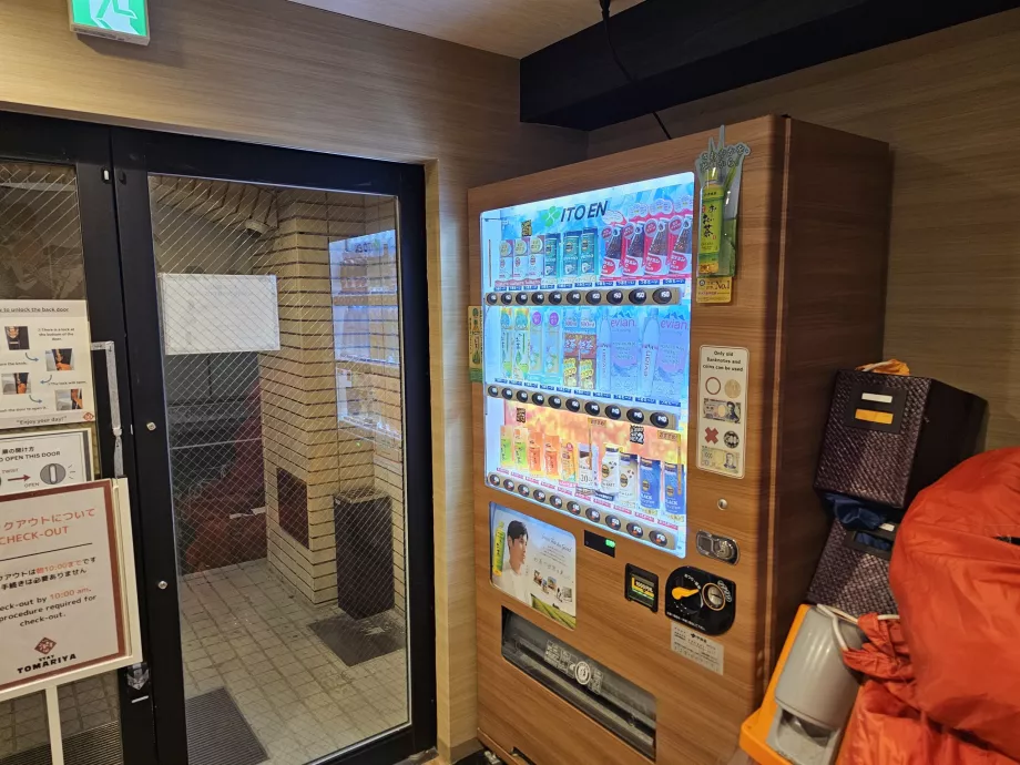 Máquina expendedora en la planta baja