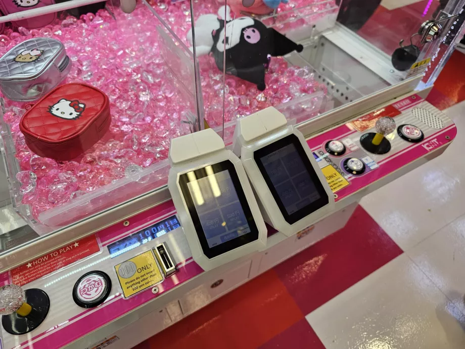 Akihabara, pago con tarjeta en los salones de juego