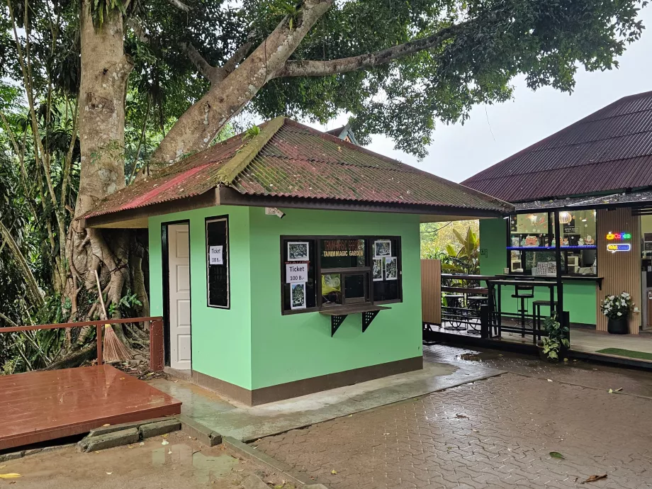 Salida - Tamrin Magic Garden