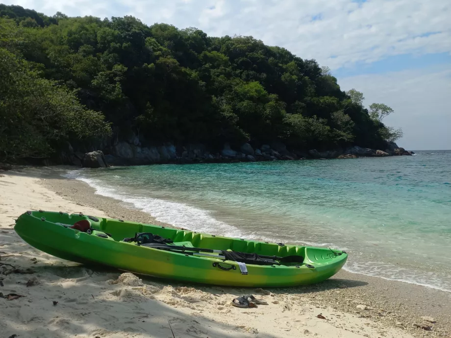 Flora Bay, Perhentiany, Malasia