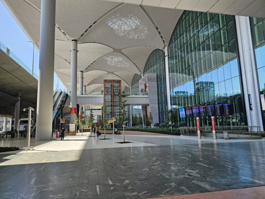 llegada por el aeropuerto de Estambul