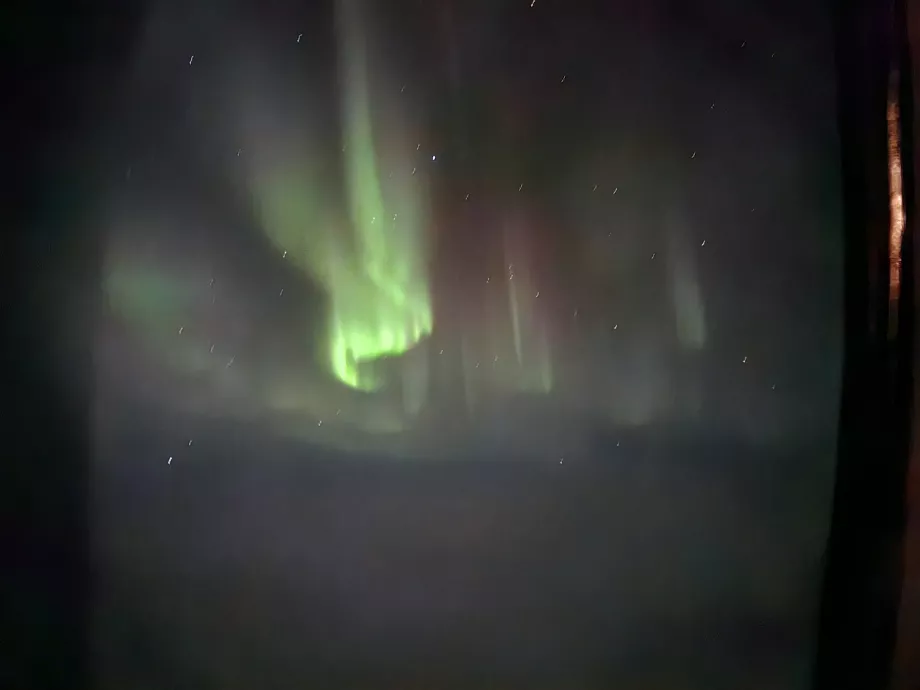 Aurora boreal en vuelo