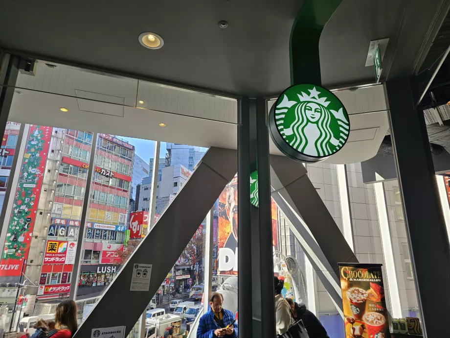 Starbucks en Shibuya