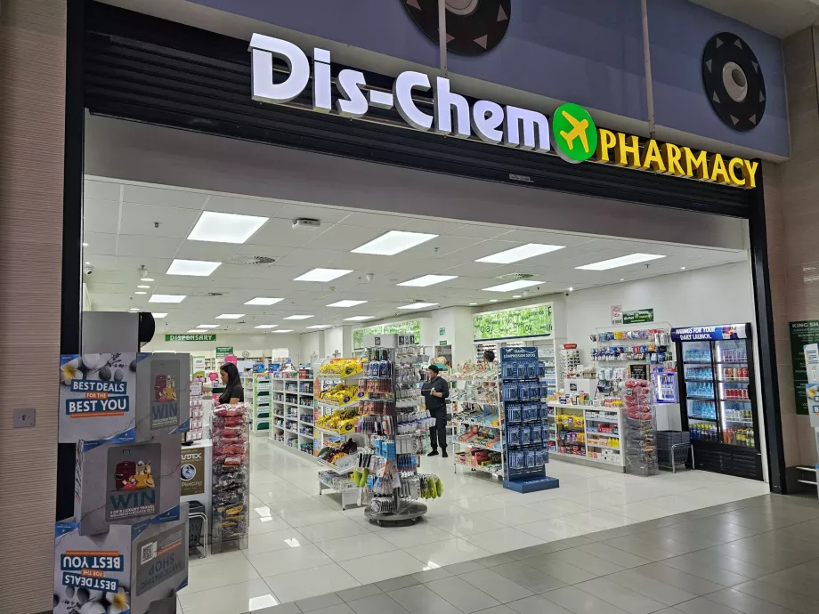 Farmacia en la parte pública