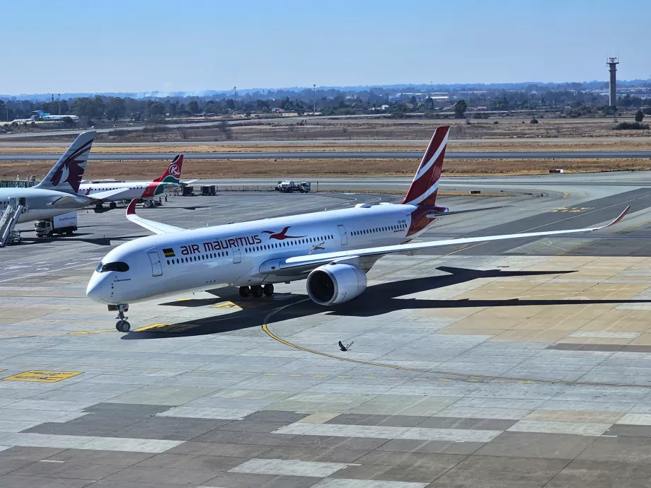 Air Mauritius, Airbus A350 en el aeropuerto de Johannesburgo