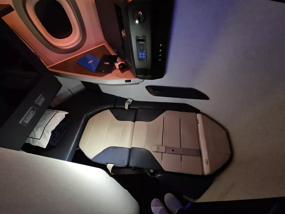 Sofá desplegado en cama