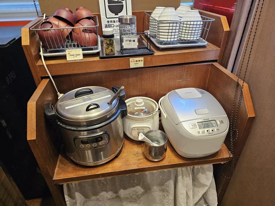 Desayuno - arroz y sopa de miso