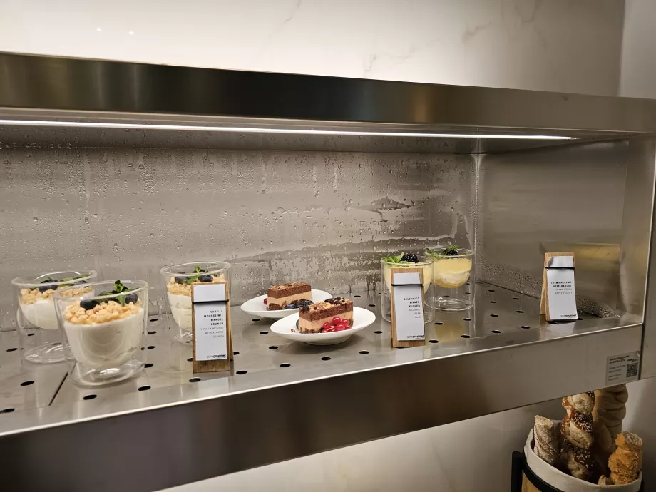 Sala VIP de primera clase (terminal principal) - dulces y postres