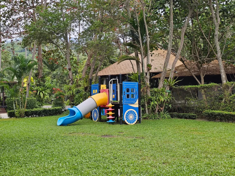Pequeño parque infantil
