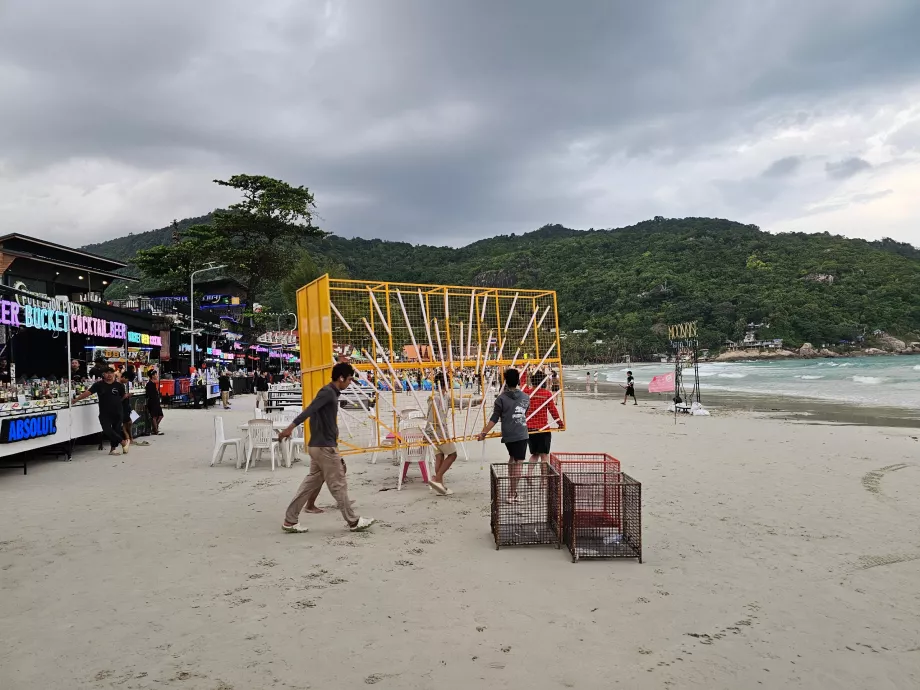 Preparativos para la Fiesta de la Luna Llena - tarde
