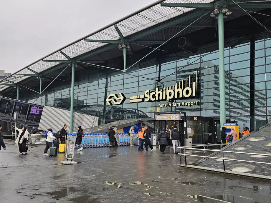 Terminal principal del aeropuerto de Schiphol