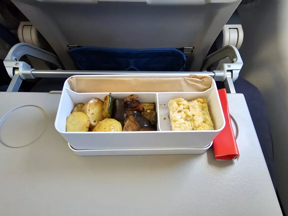 Menú gratuito en un vuelo europeo