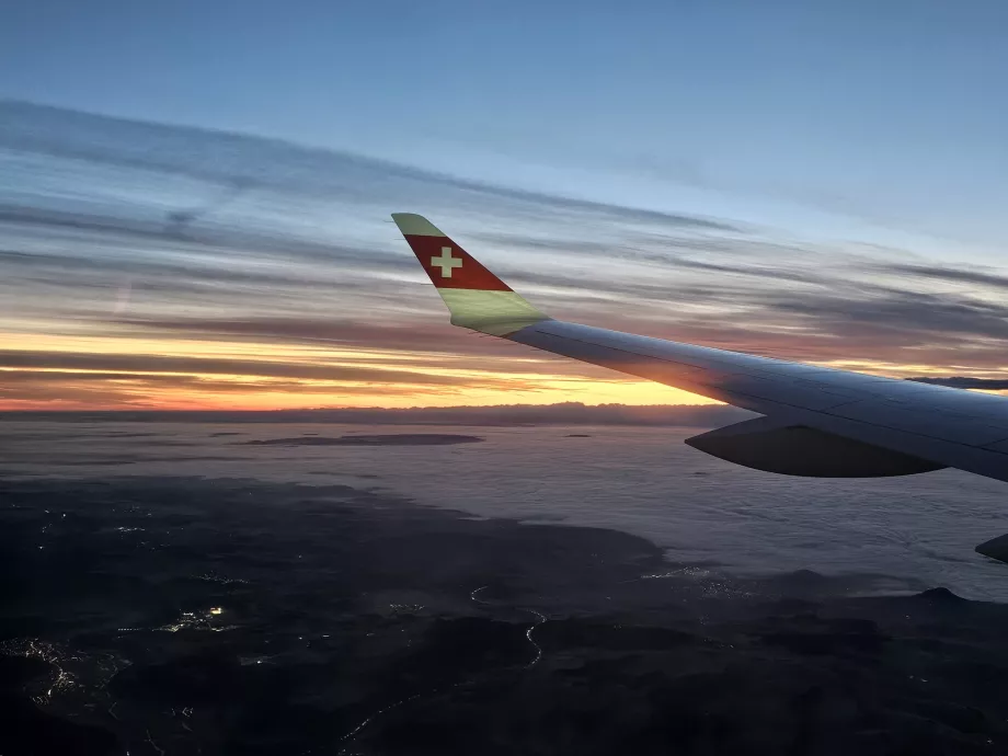 Ala durante el vuelo Praga - Zúrich