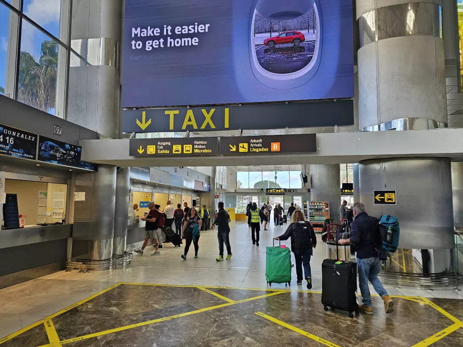 Salida a la parada de taxis