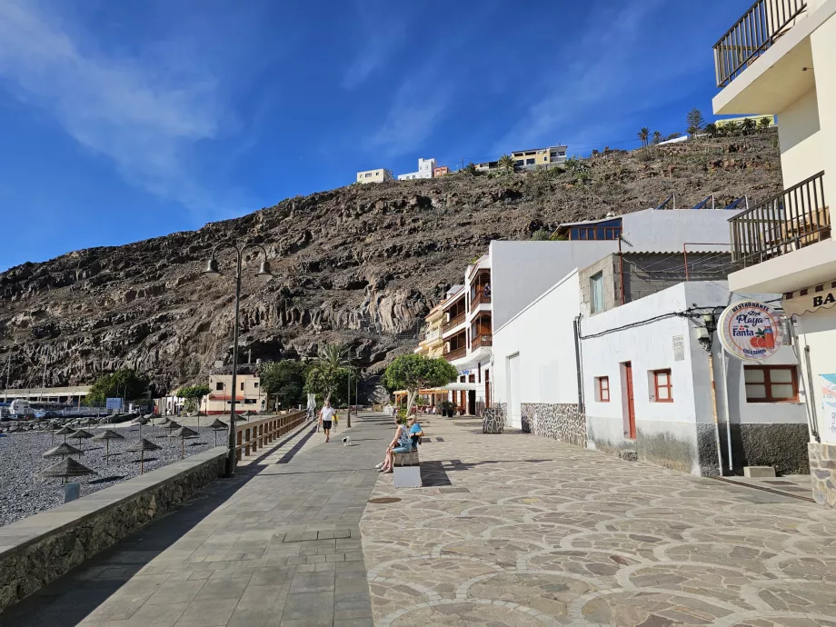 Paseo marítimo de Playa Santiago