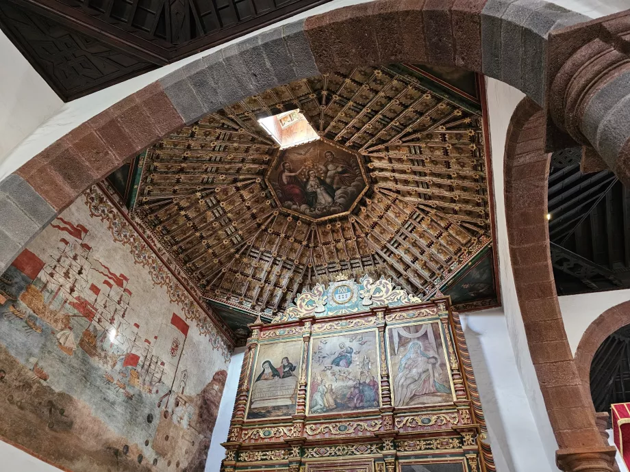 Interior de la iglesia de San Sebastián