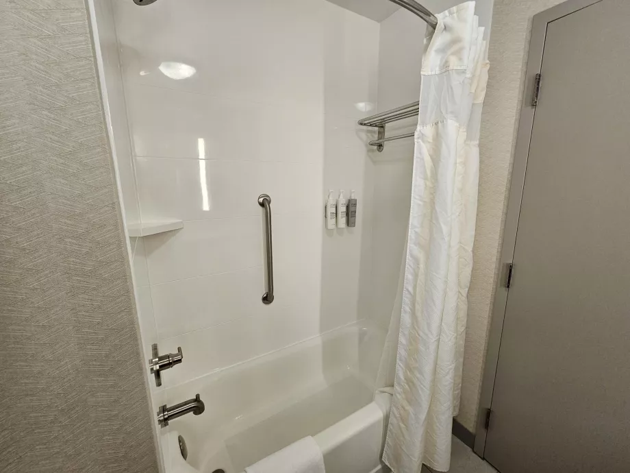 Hilton Garden Inn, baño