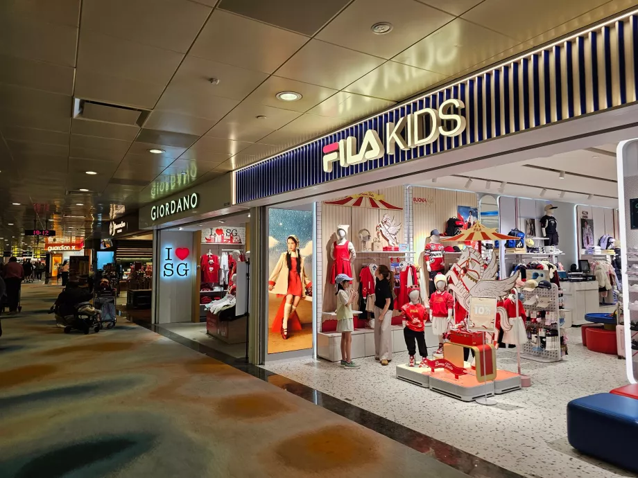 Tiendas, Terminal 2, Zona de tránsito