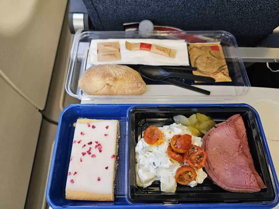 Comida principal, vuelo internacional Nuuk-Copenhague