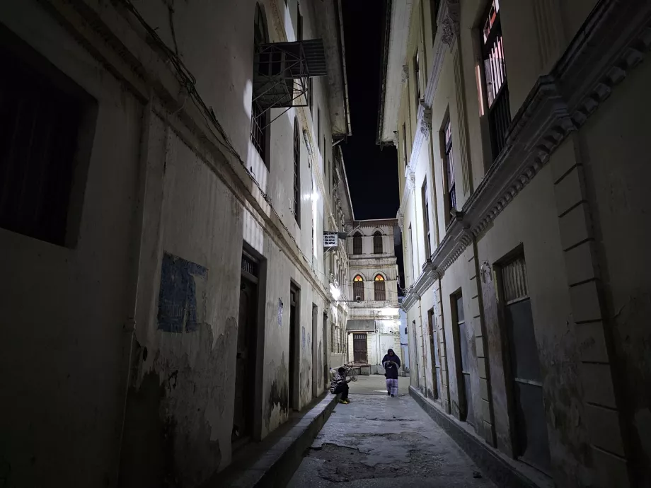 Noche Ciudad de Piedra