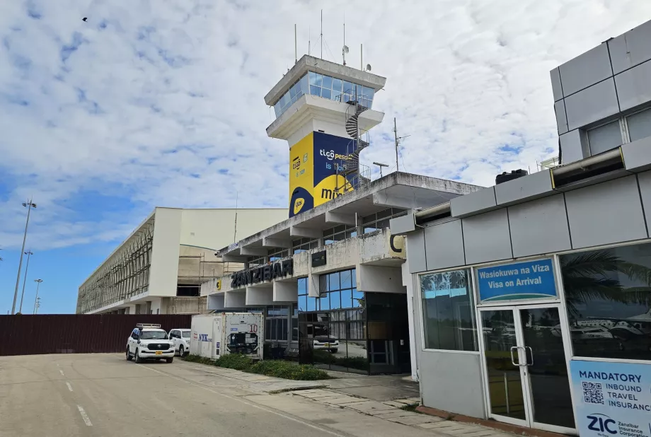 Torre de control del aeropuerto