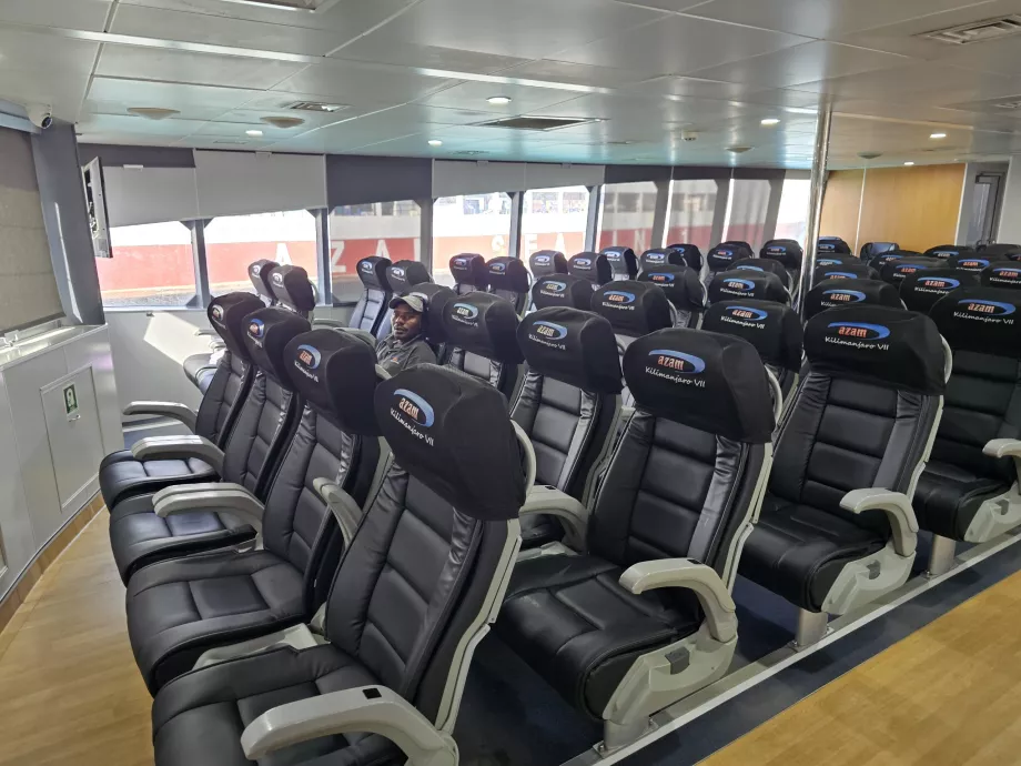 Interior del catamarán
