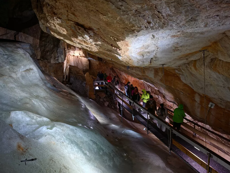 Cueva de hielo