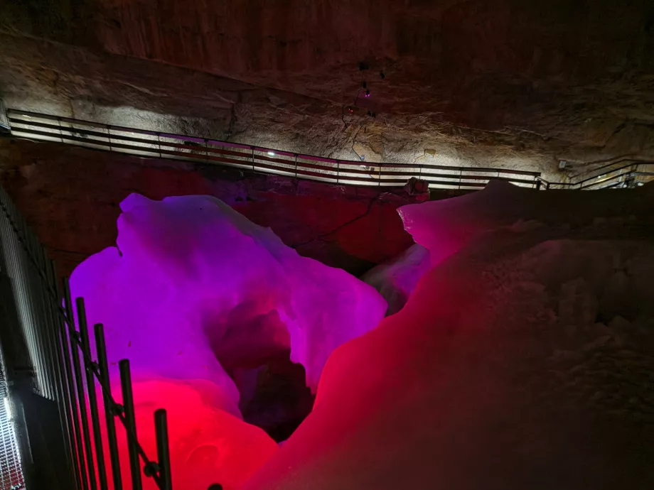Cueva de hielo