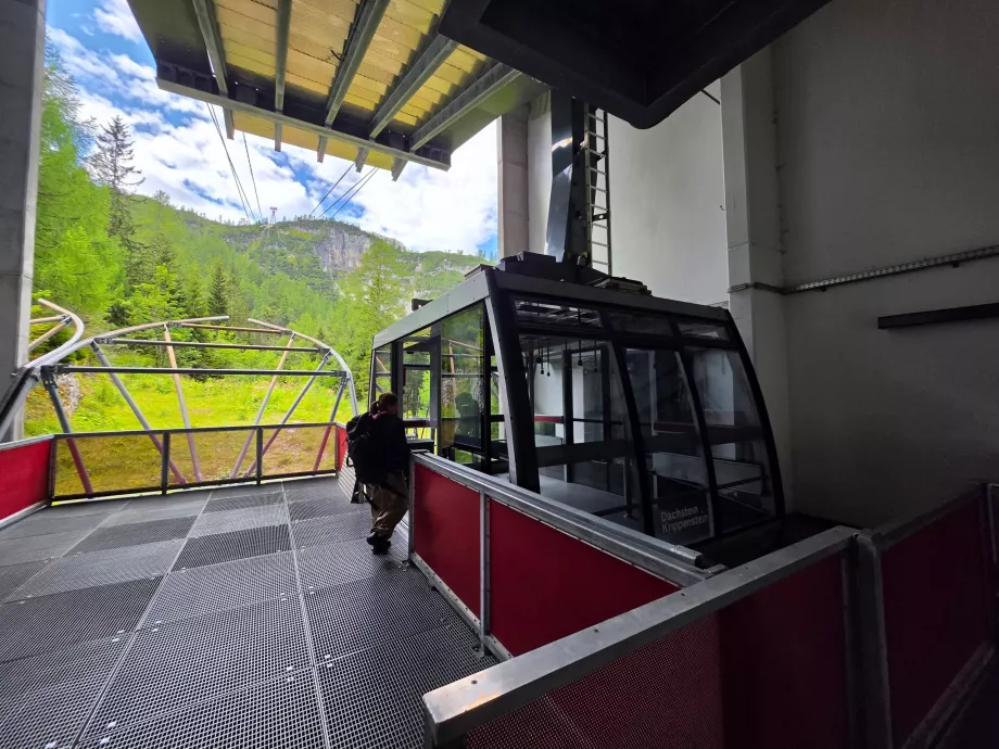 El segundo tramo del teleférico a Krippenstein