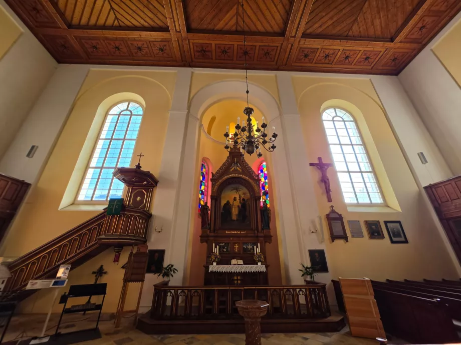 Interior de una iglesia protestante