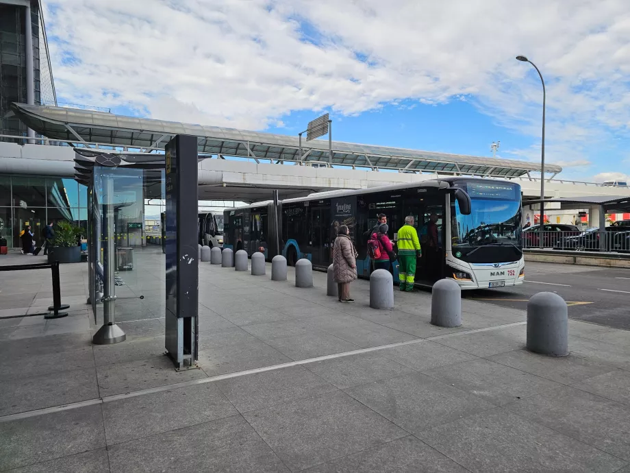 Autobús urbano al centro de Málaga