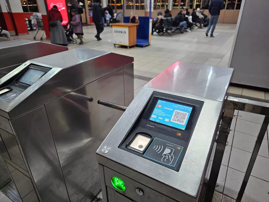 Pago con tarjeta o Istanbulkart en los transbordadores