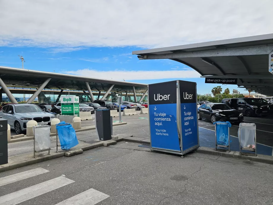 Puntos de recogida de Uber y Bolt