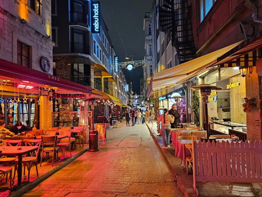 Centro nocturno de Estambul