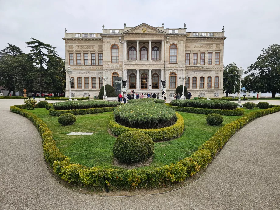 Palacio de Dolmabahce
