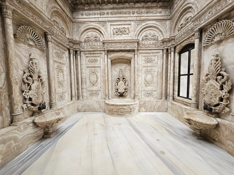 Palacio de Dolmabahce