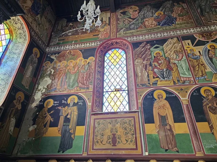 Iglesia Evangelismos, interior