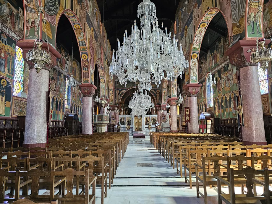 Iglesia Evangelismos, interior