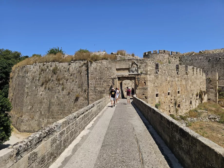 Puerta de las murallas