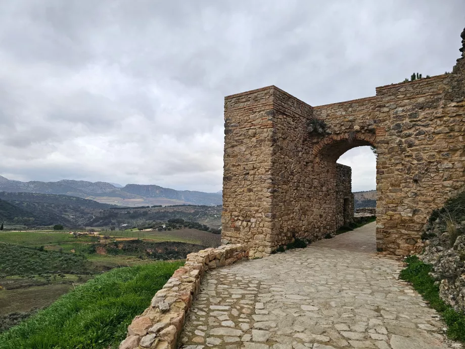 La ruta hacia el Arco del Cristo