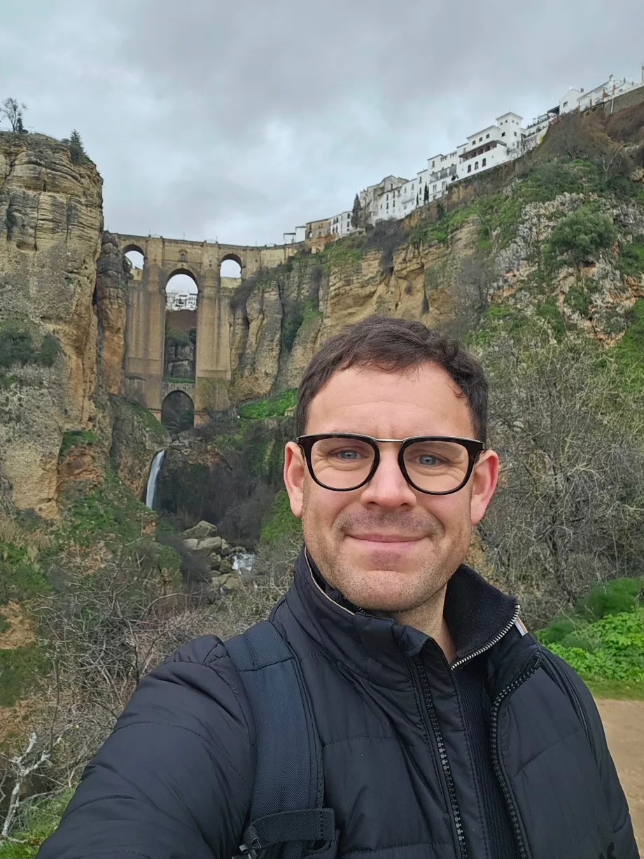 Yo en el mirador del Puente Nuevo