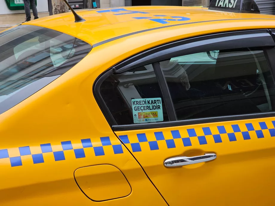 Posibilidad de pagar con tarjeta en el taxi