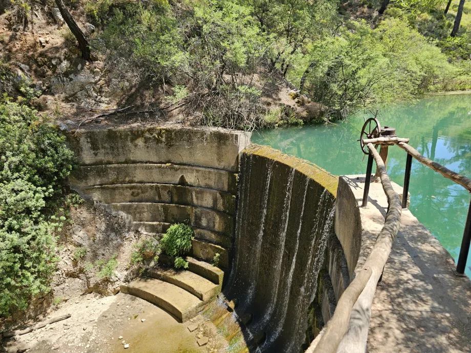 Presa de Seven Springs