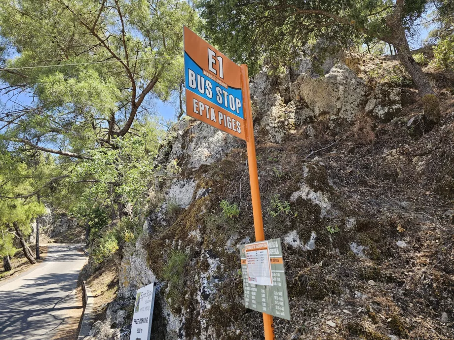 Parada de autobús, Seven Springs