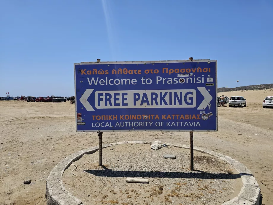 Aparcamiento gratuito - Prasonisi