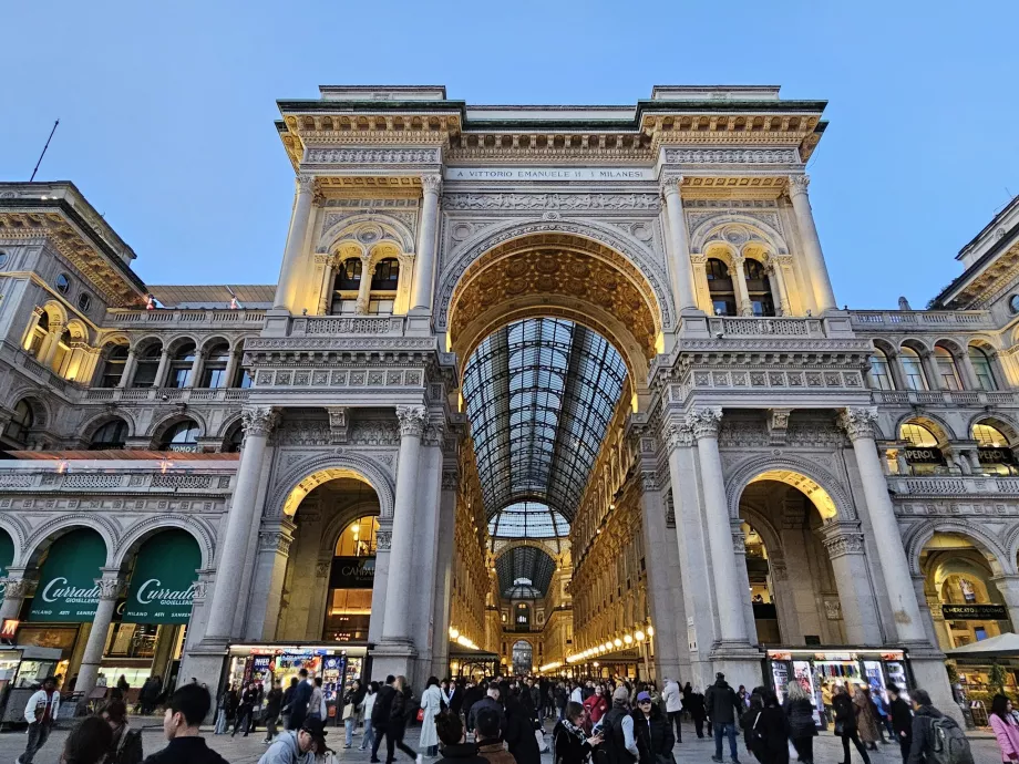 Galería Vittorio Emanuele II al atardecer