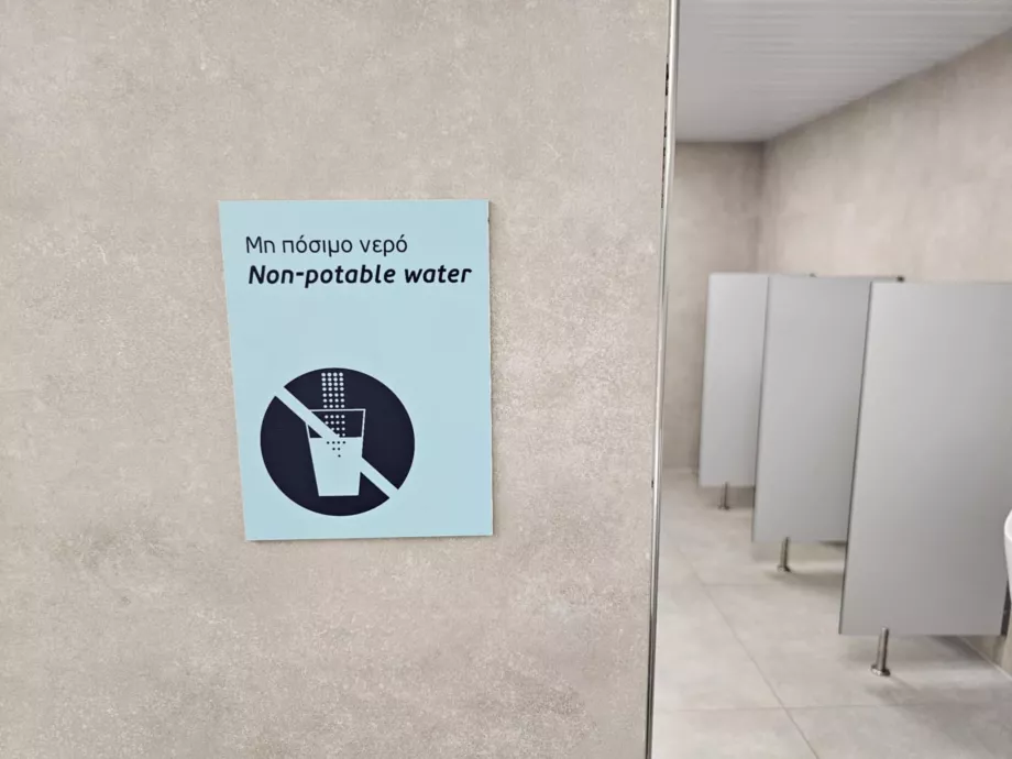 El agua no es potable
