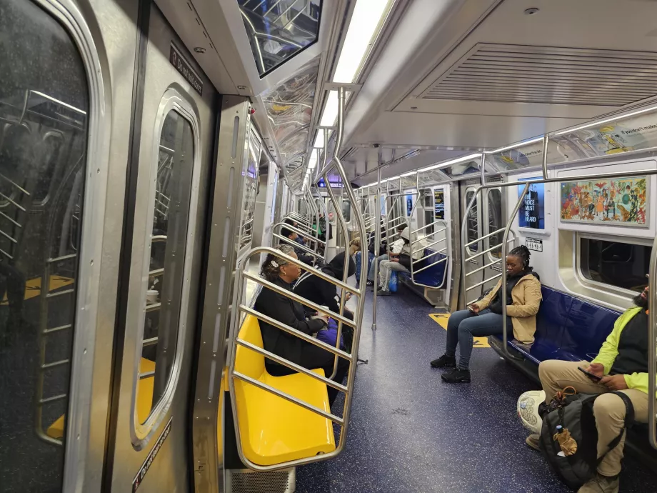 Interior del metro