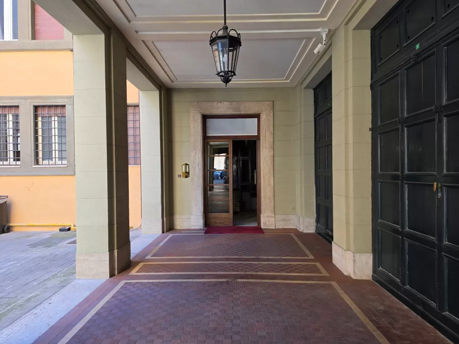 Entrada al hotel